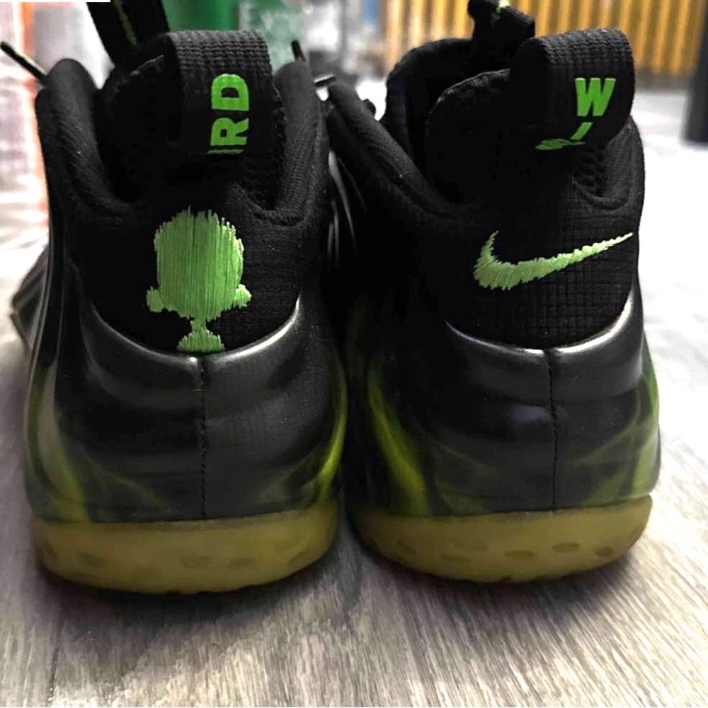 Paranorman Foamposite Size 9.5